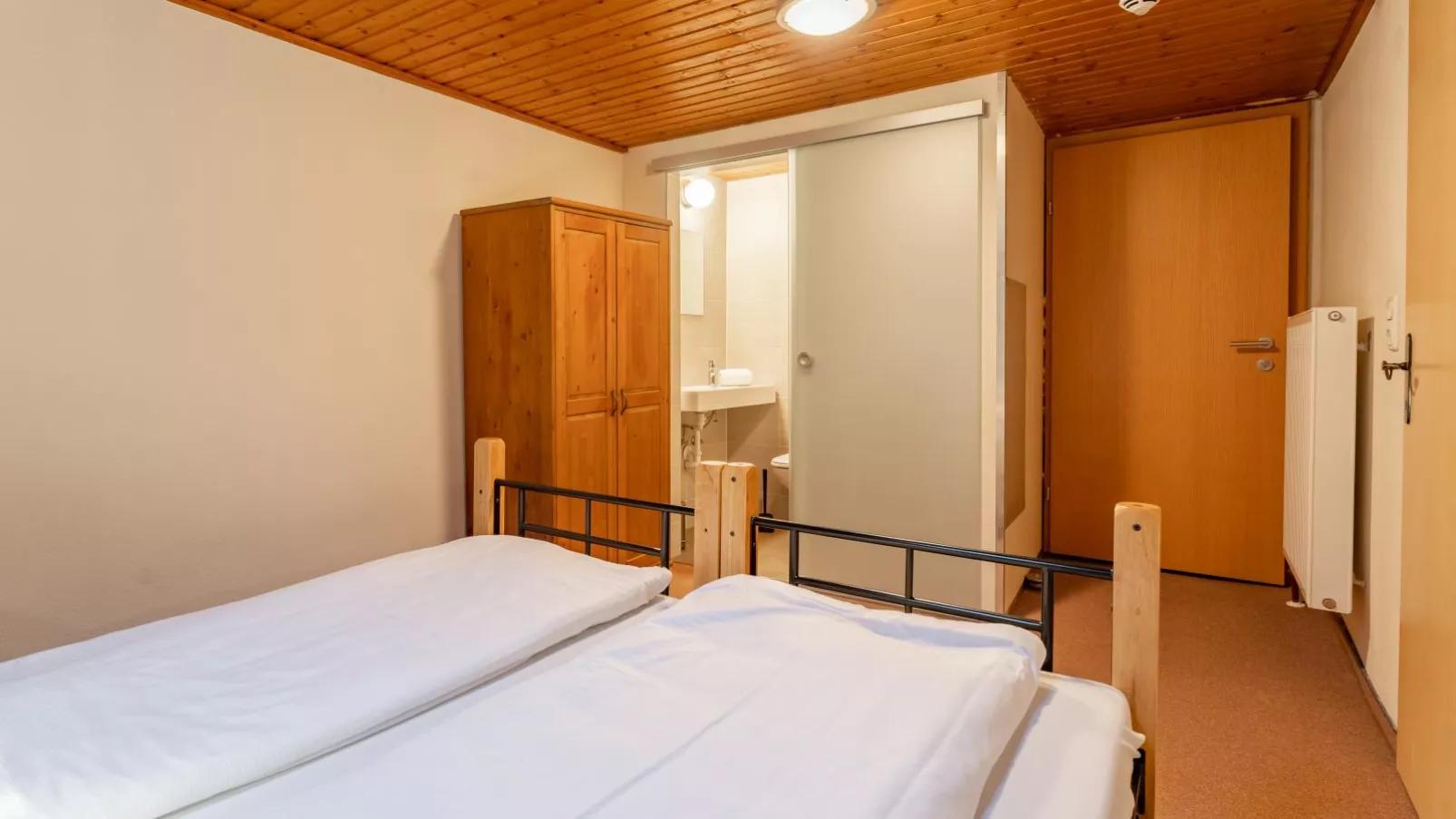 Grieswirt L-Bedroom