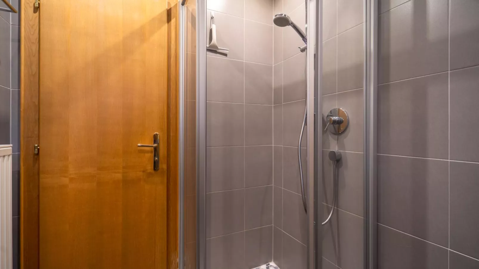 Christoph-Bathroom