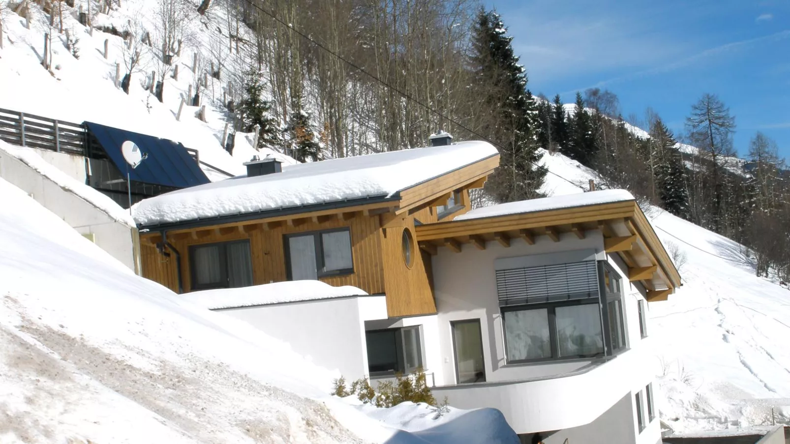 Apart Altavista-Exterior winter