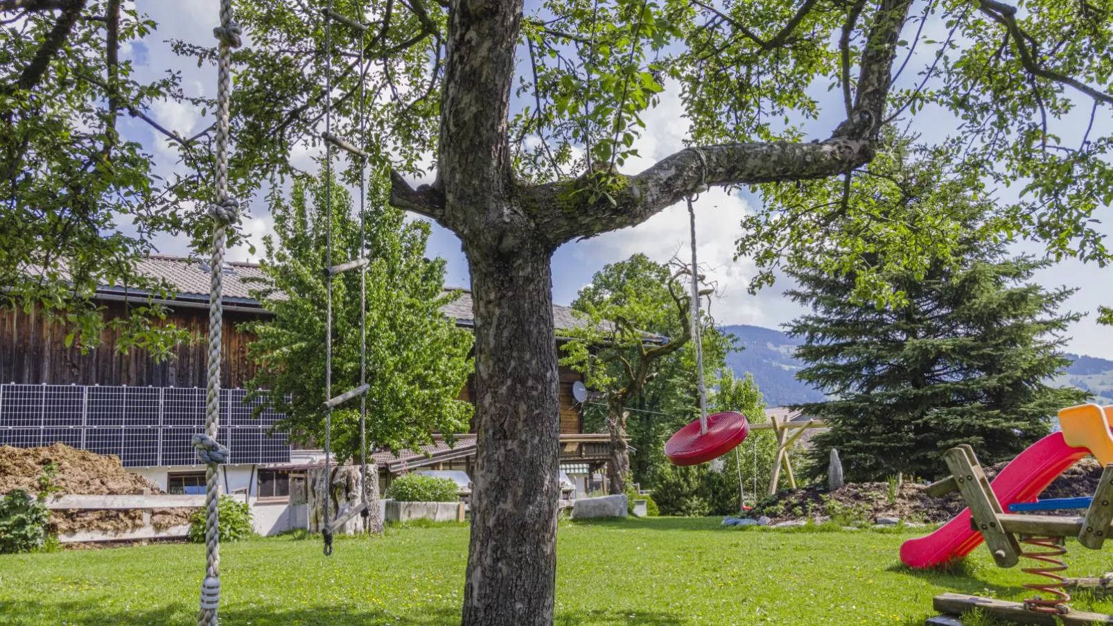 Weberhof Top 1-2-3-4-5-Gardens summer