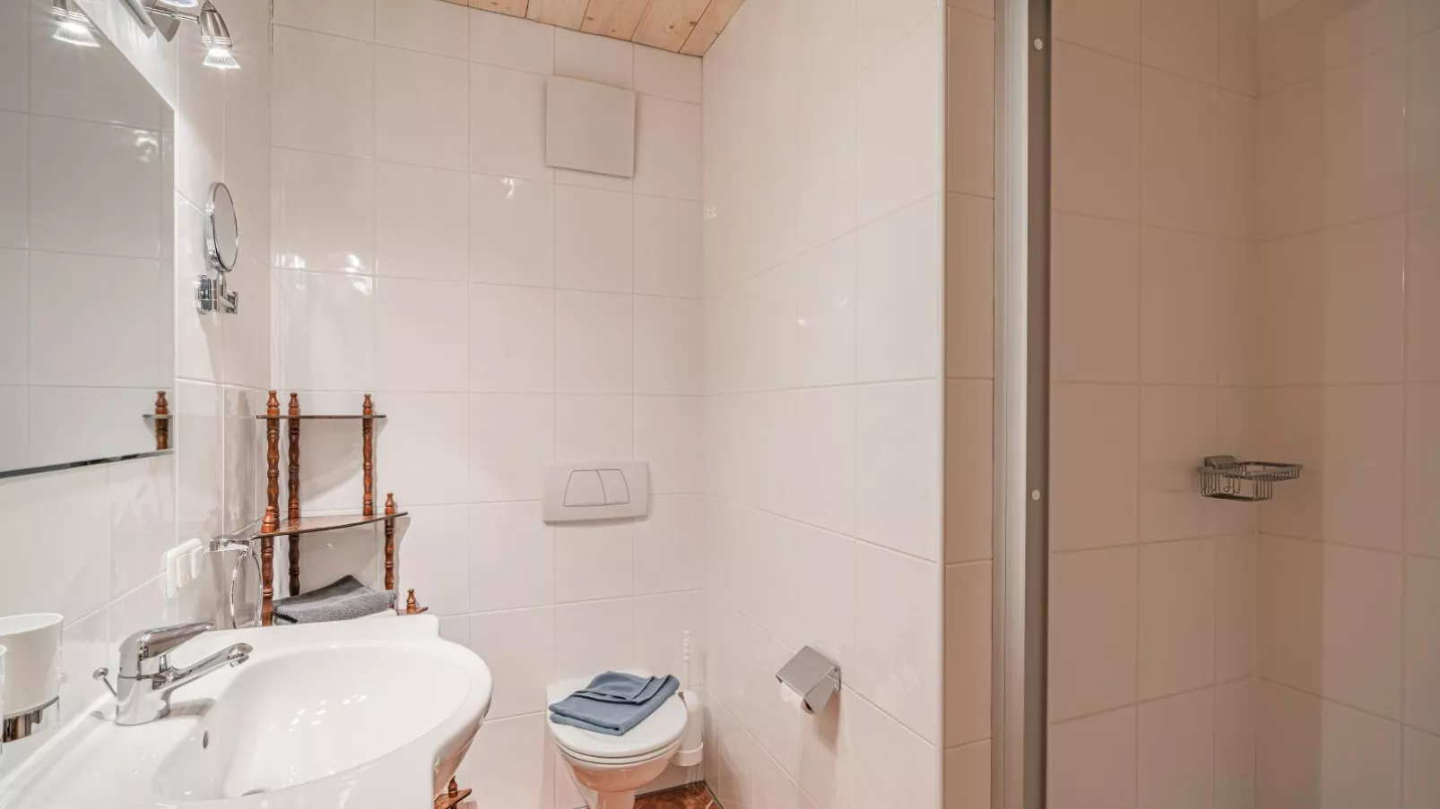 Weberhof Top 1-2-3-4-5-Bathroom