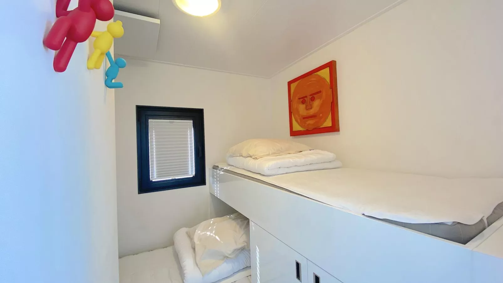 Woonboot Bertan-Bedroom