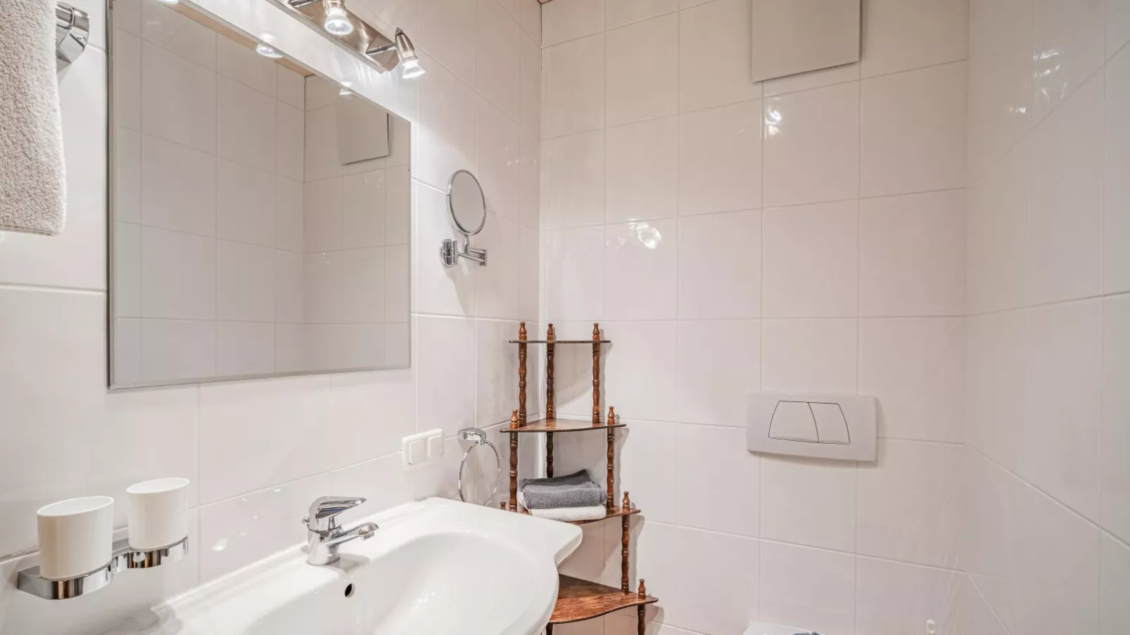 Weberhof Top 1-2-3-4-5-Bathroom