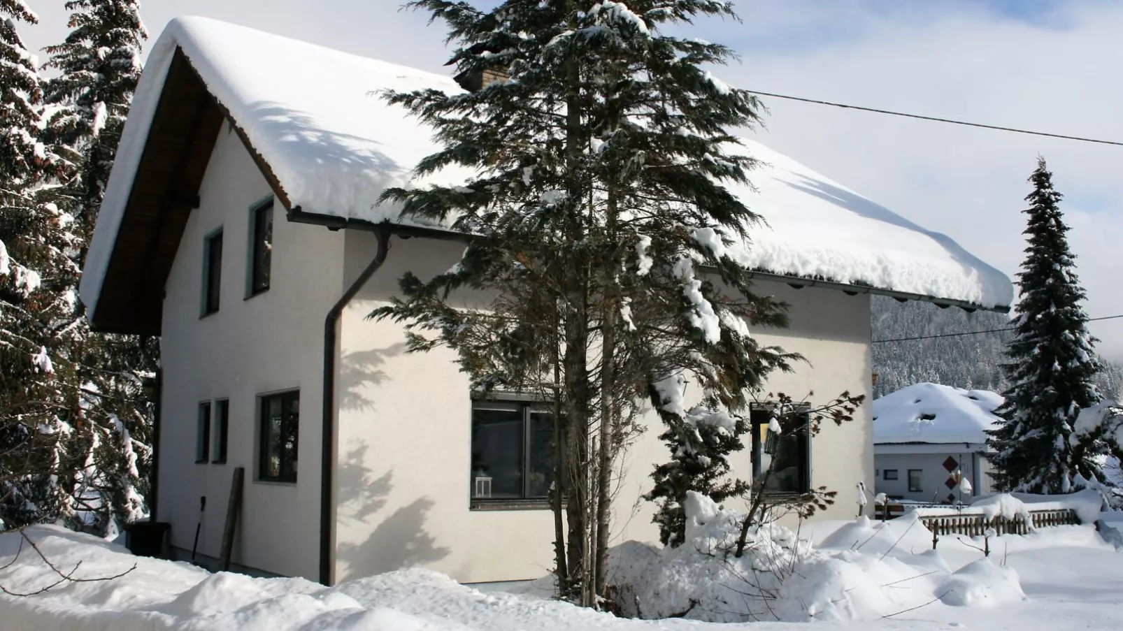 Haus zum Hirschen-Exterior winter