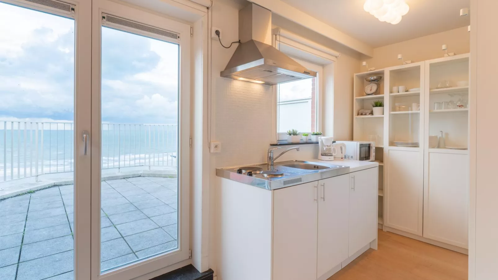 10 hoog aan zee-Kitchen