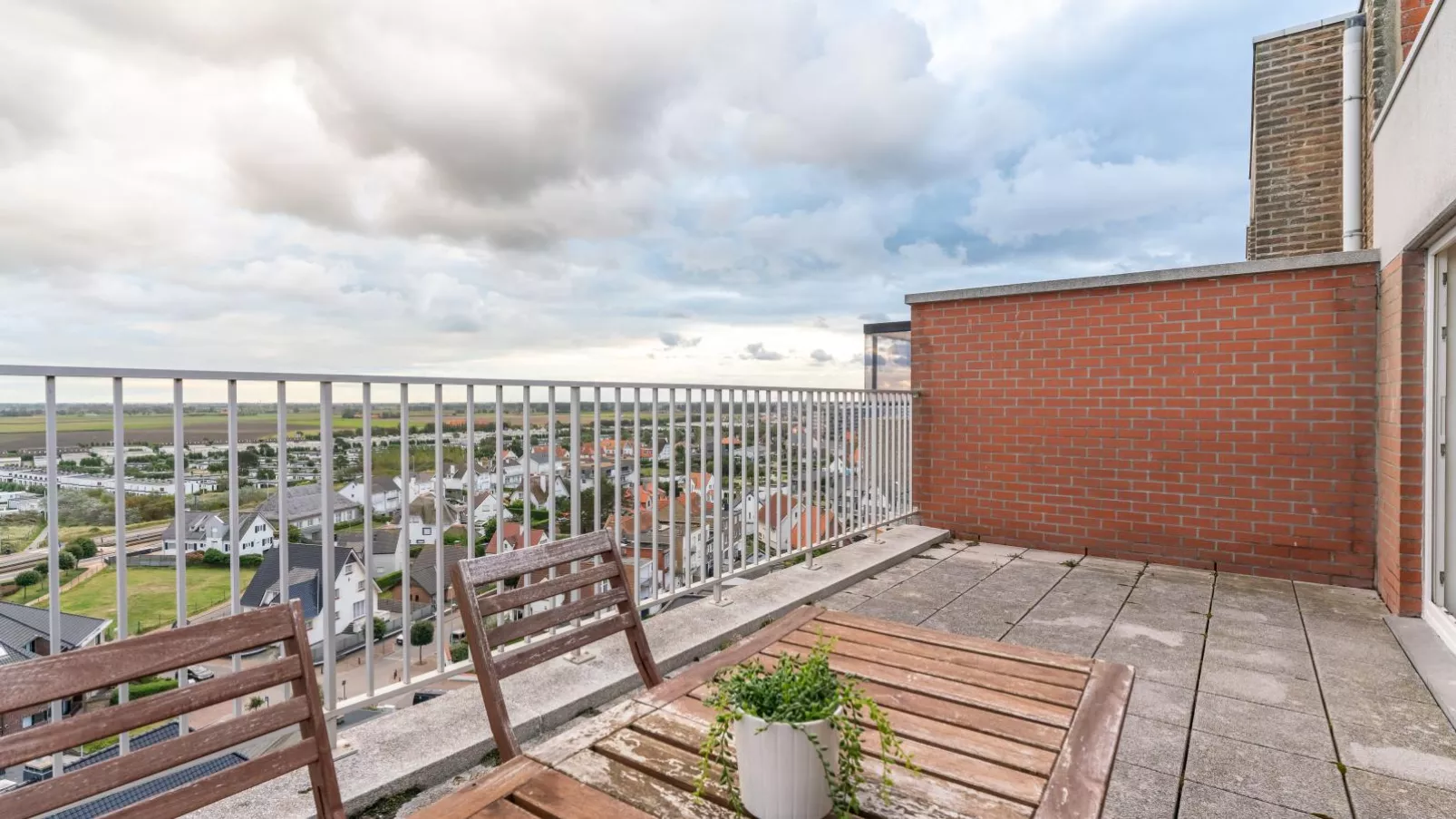 10 hoog aan zee-Terrace balcony