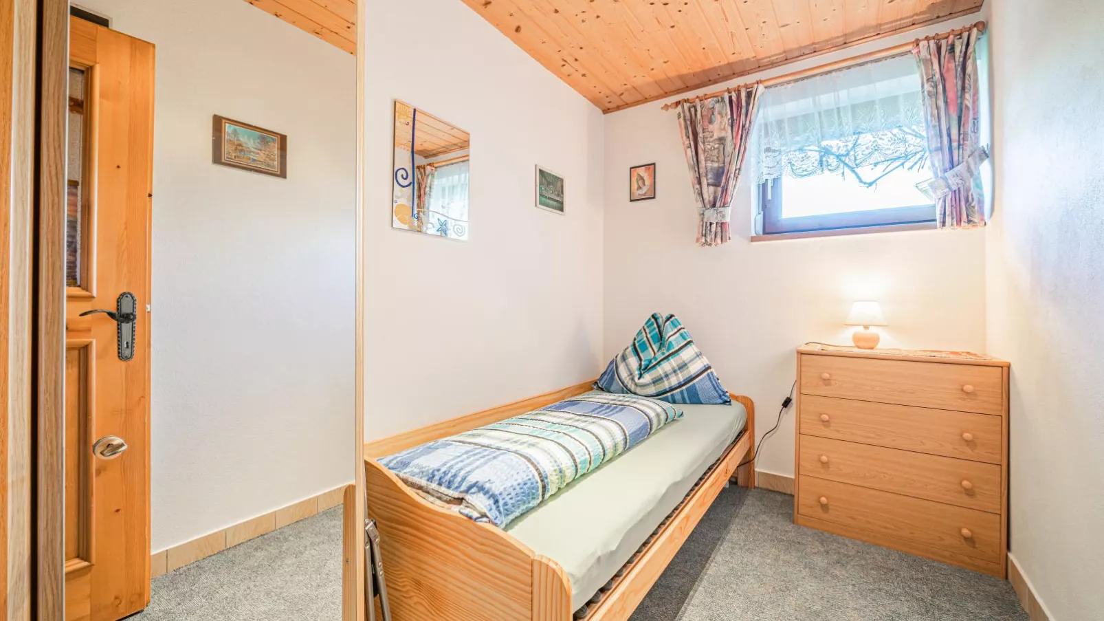 Haus Steger-Bedroom