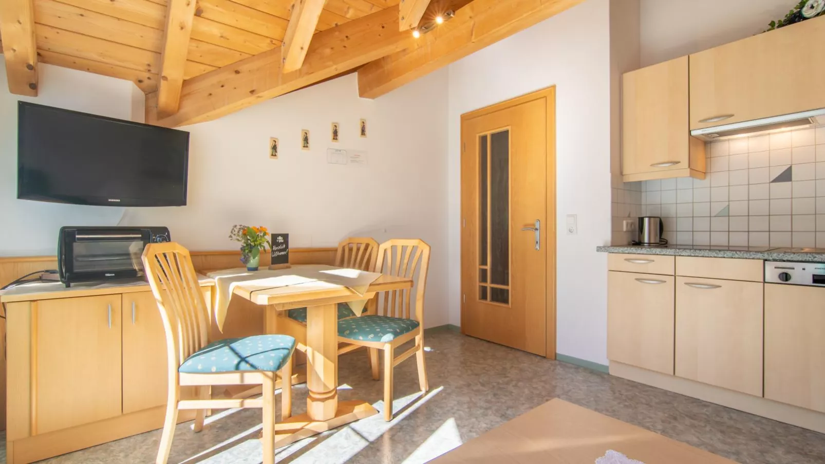 Haus Irmgard 2-Dining room
