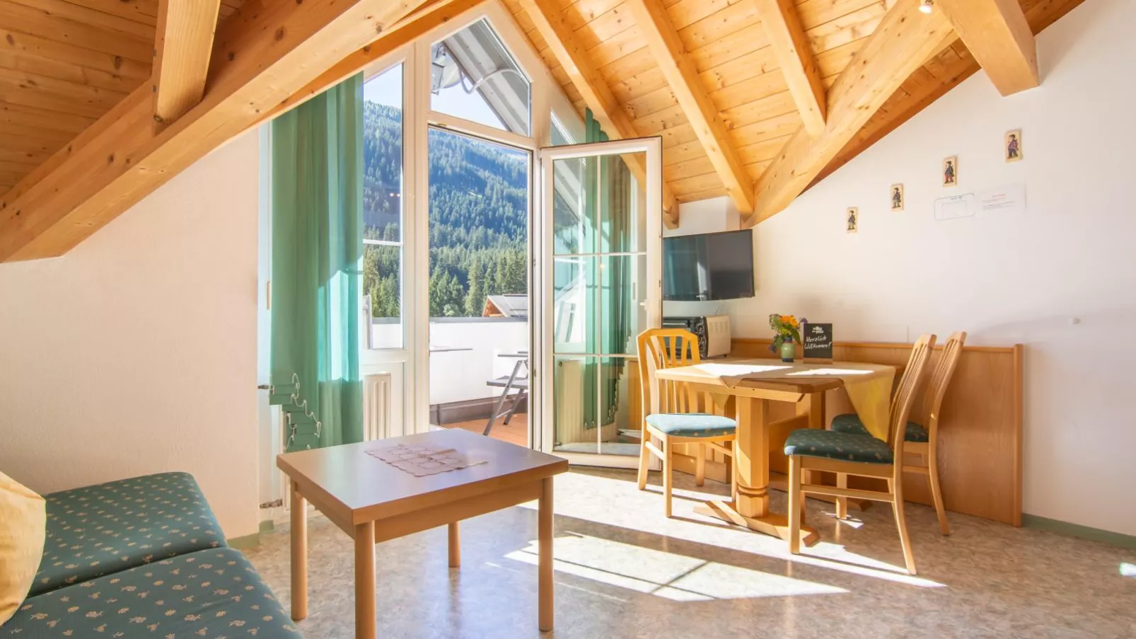 Haus Irmgard 2-Dining room