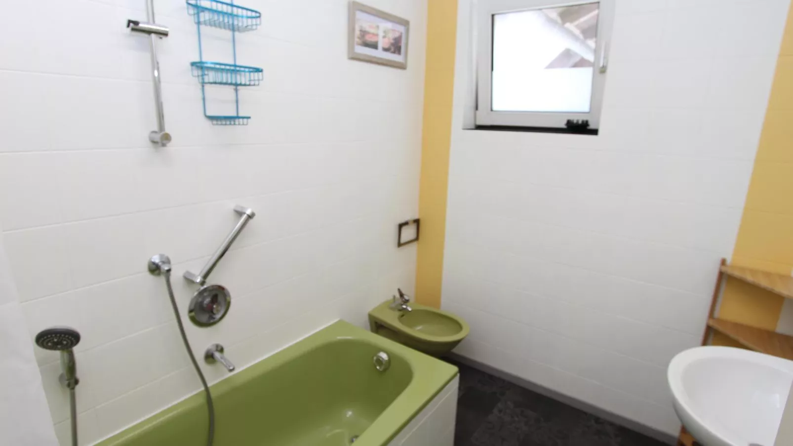 Yannsa-Bathroom