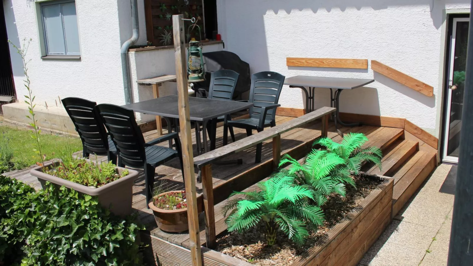Yannsa-Terrace balcony