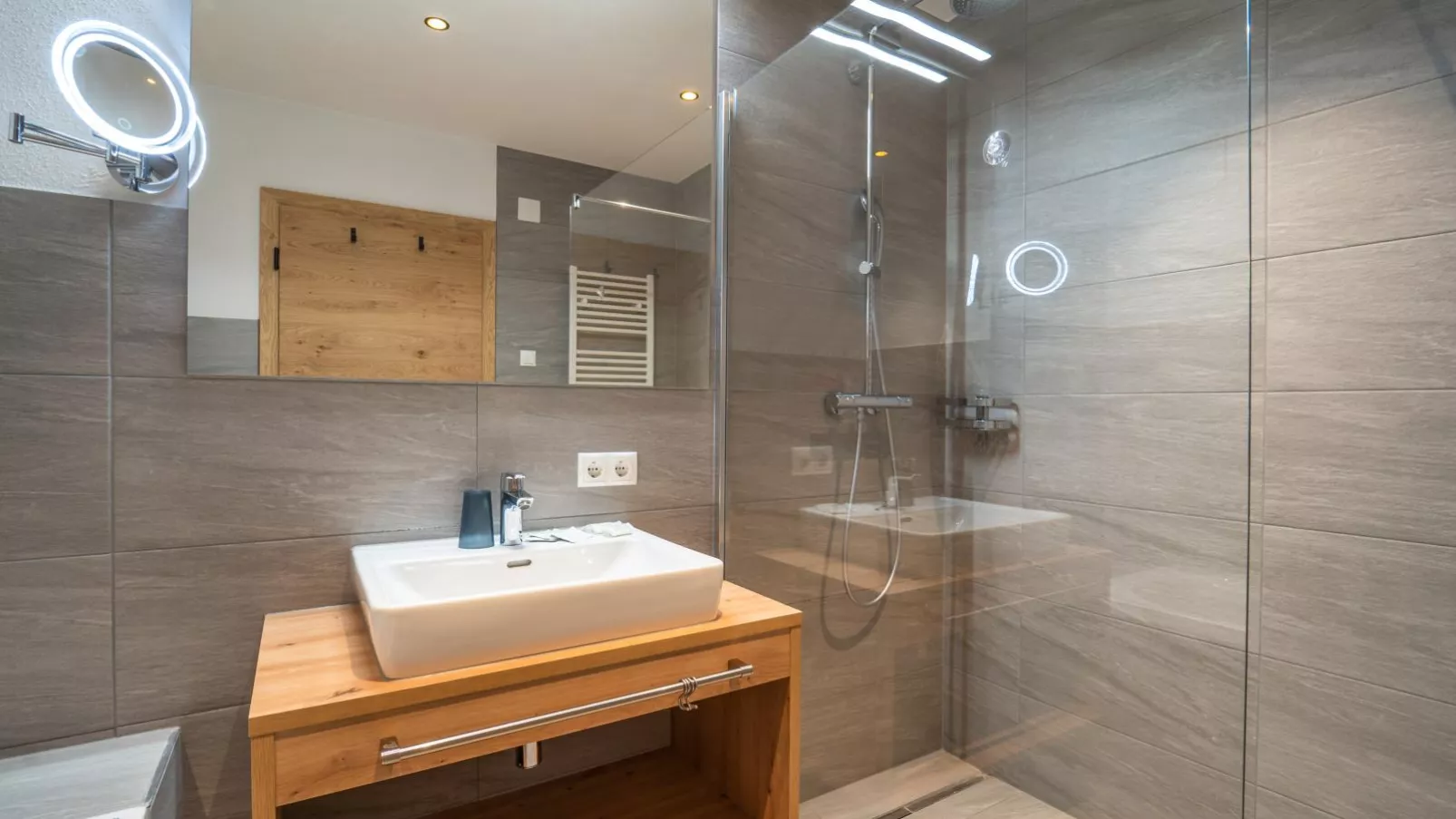 Chalet Pettneu am Arlberg  - Top 1-Bathroom