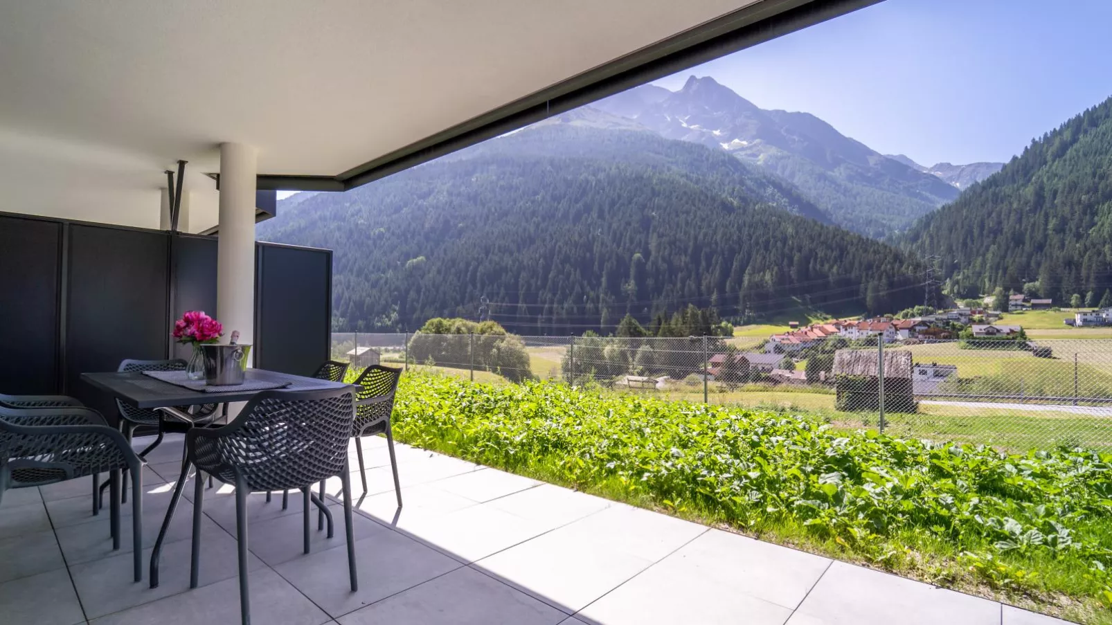Chalet Pettneu am Arlberg  - Top 1-Terrace balcony