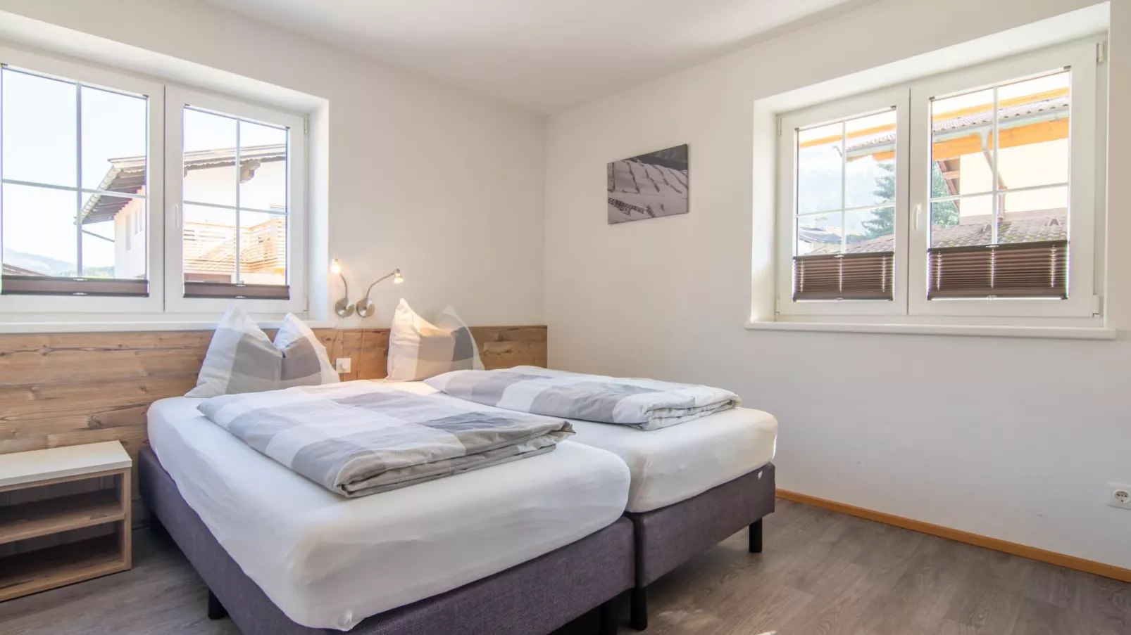Monekwie-Bedroom