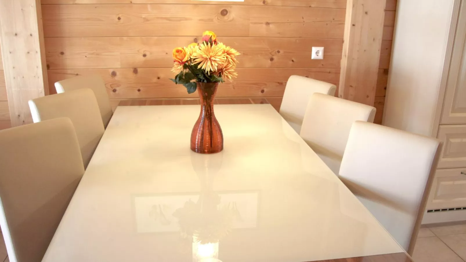 Chalet Bergoase-Dining room