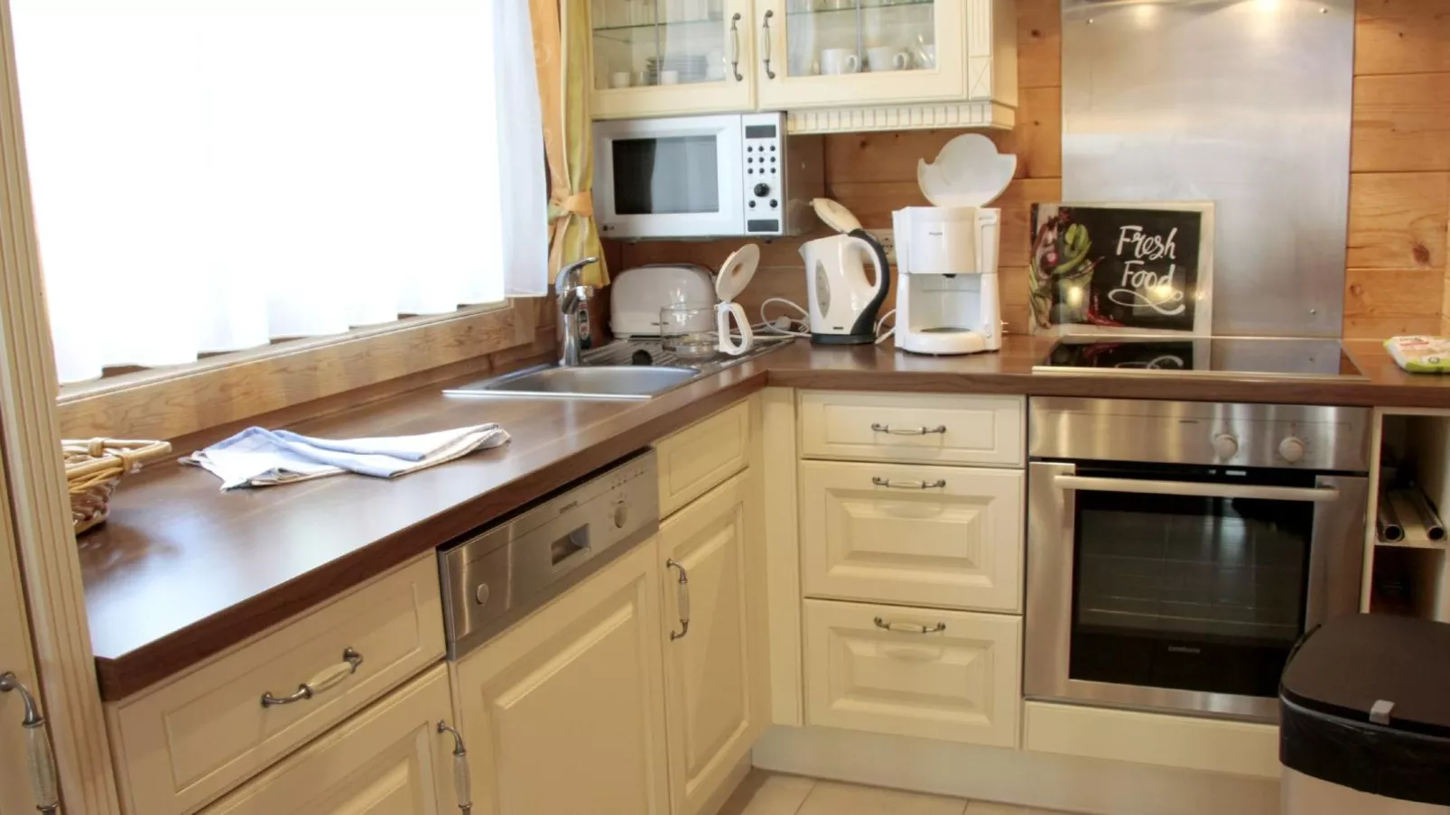 Chalet Bergoase-Kitchen