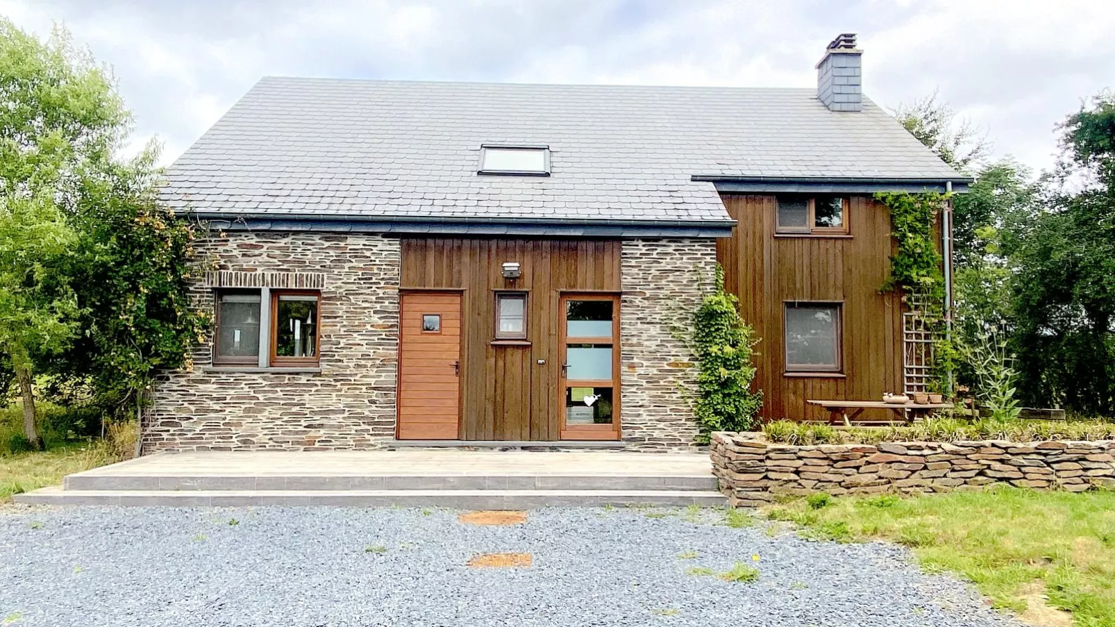 Vakantiehuis Wilogne-Exterior summer