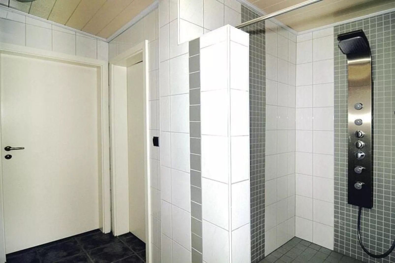 Kleiner Steert 11 a-Bathroom