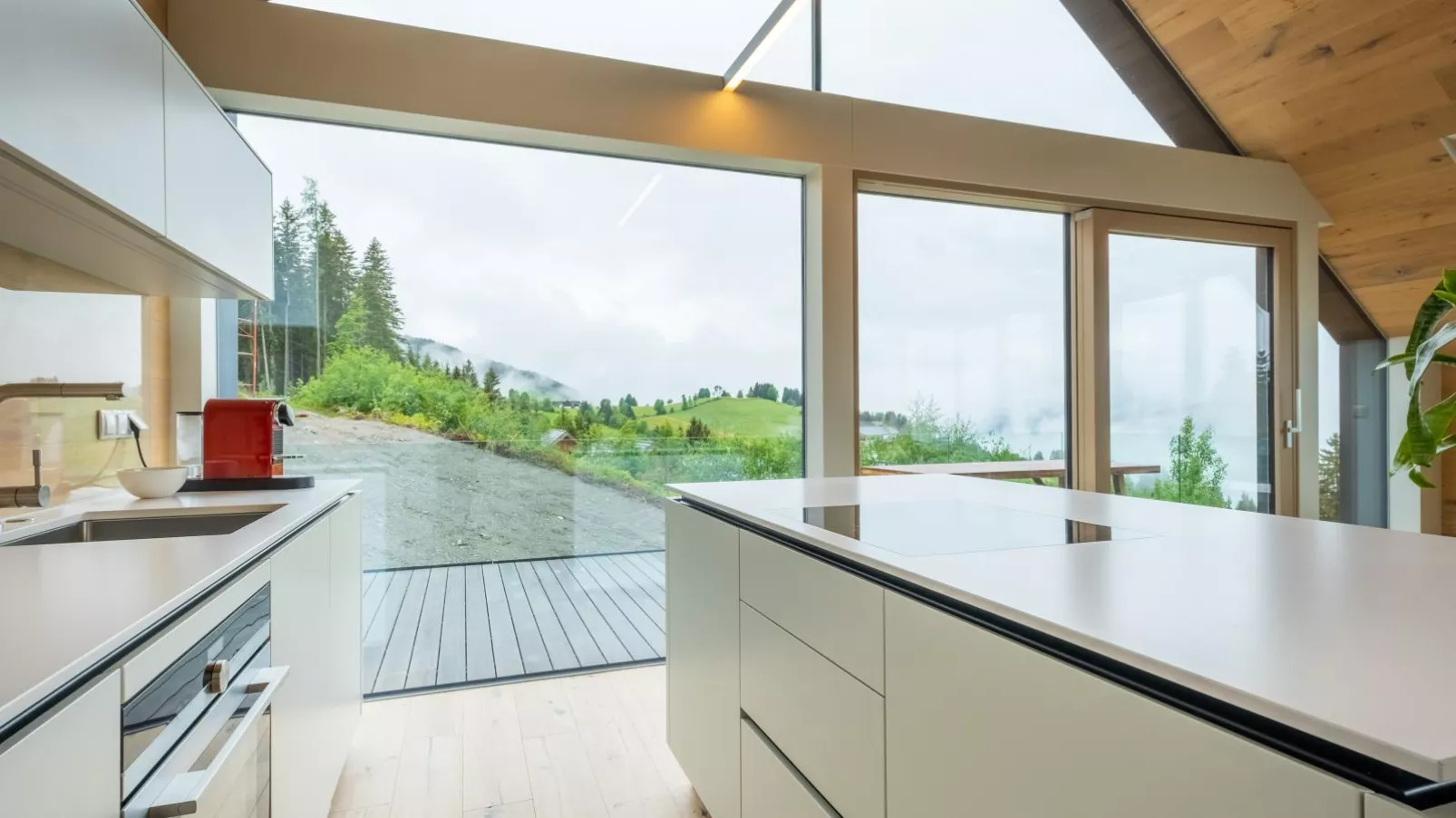 Lakan Lodge-Kitchen