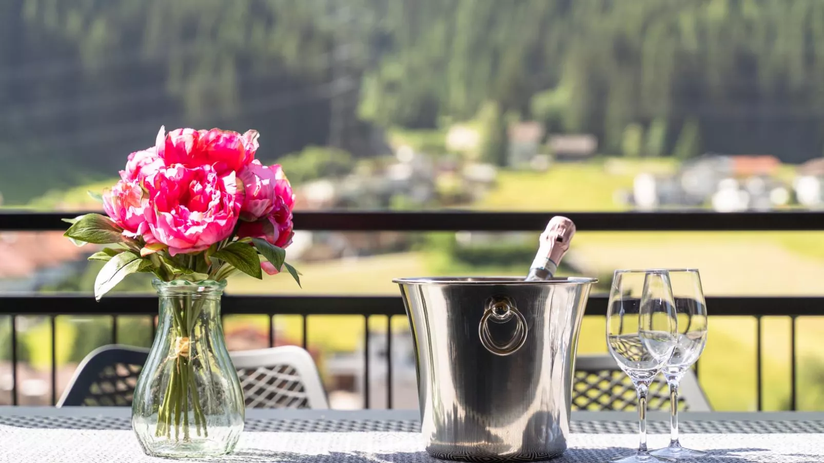 Chalet Pettneu am Arlberg  - Top 4-Terrace balcony