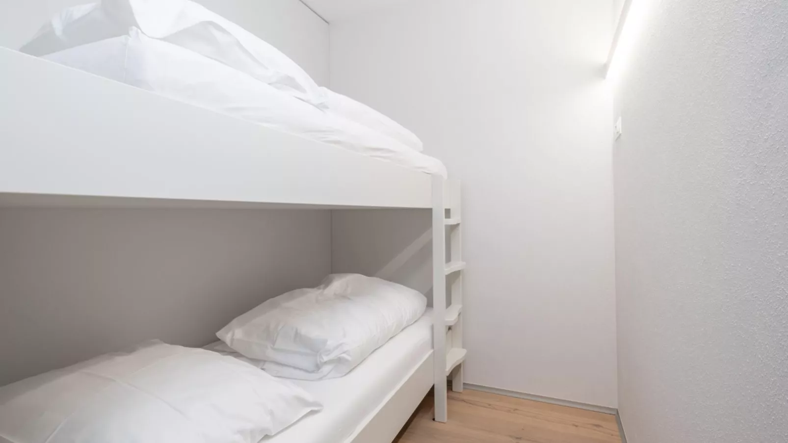Lakan Lodge-Bedroom