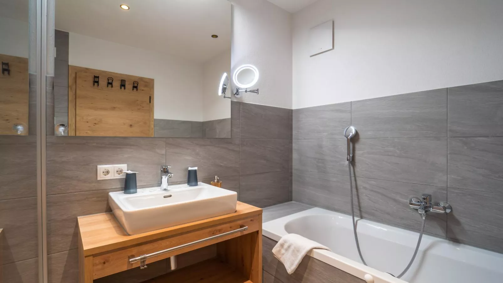 Chalet Pettneu am Arlberg  - Top 2-Bathroom