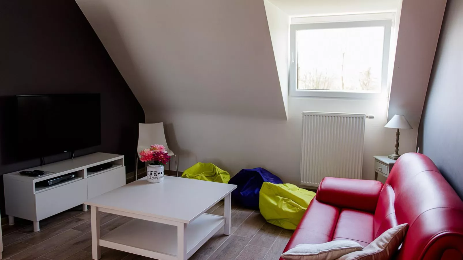 Coq au lit-Recreation room
