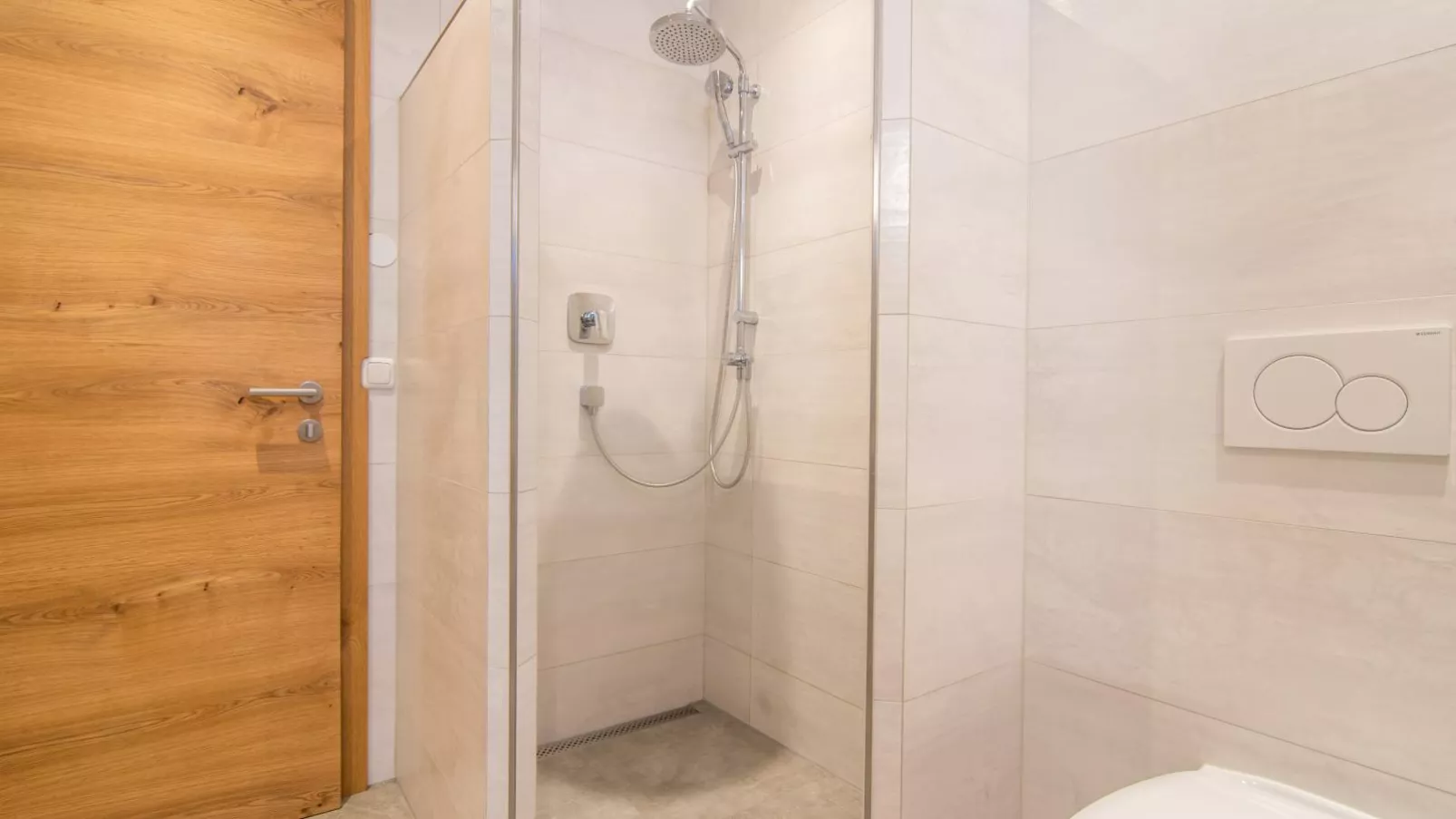 Haus Bergblick-Bathroom