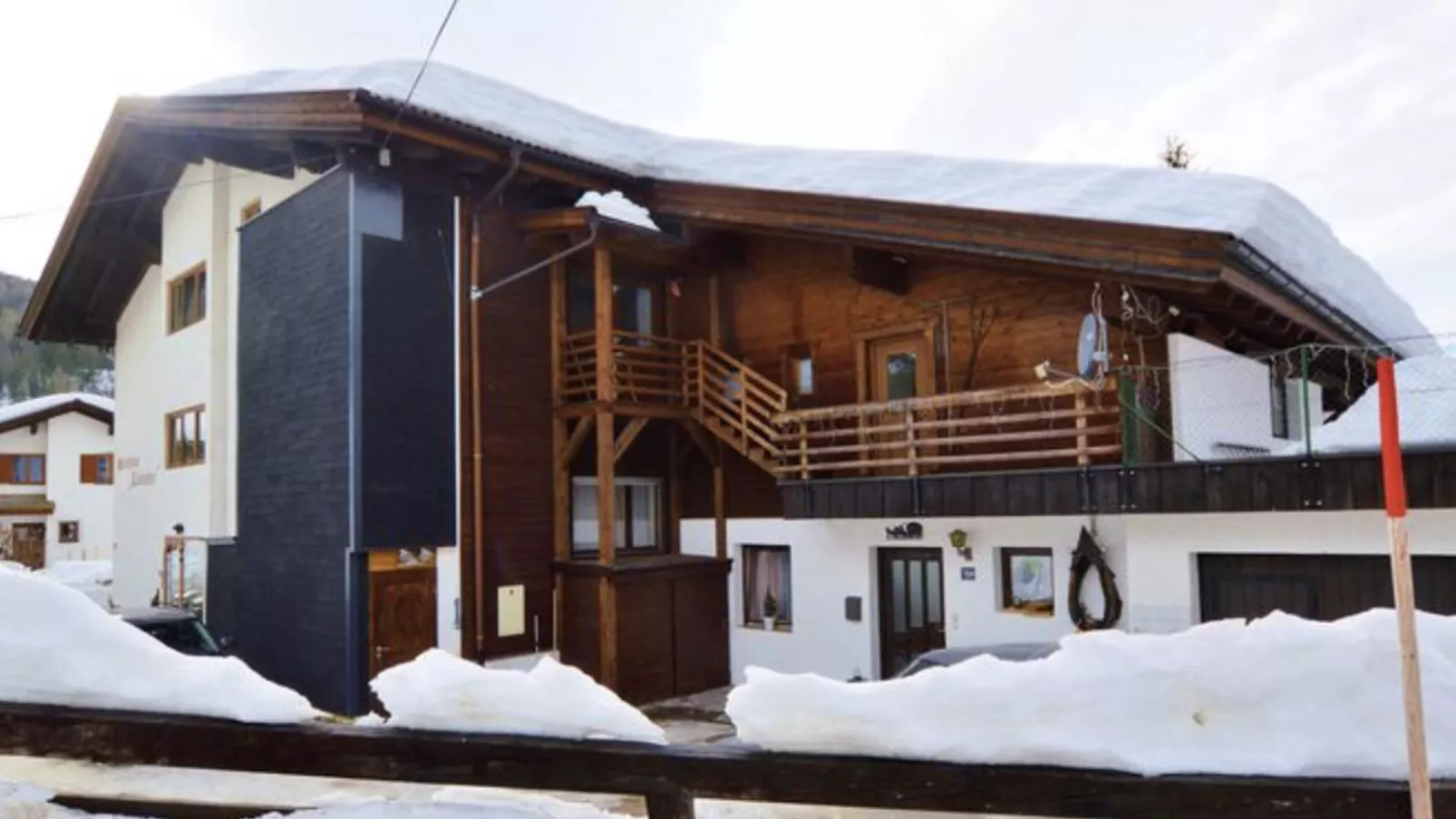 Kirschbaum 1-Exterior winter