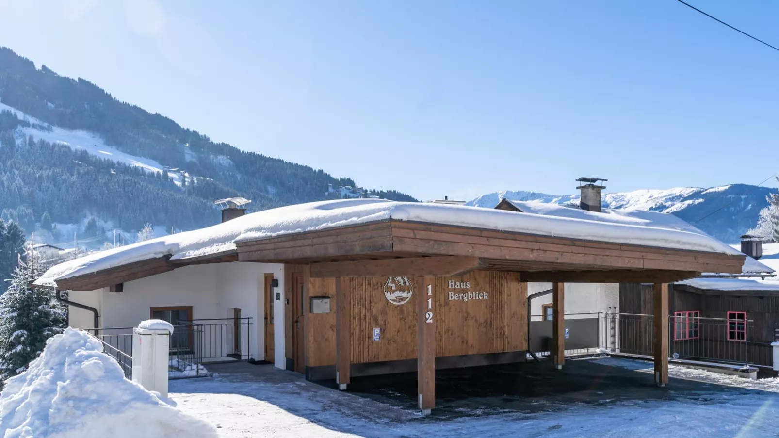 Haus Bergblick-Exterior winter