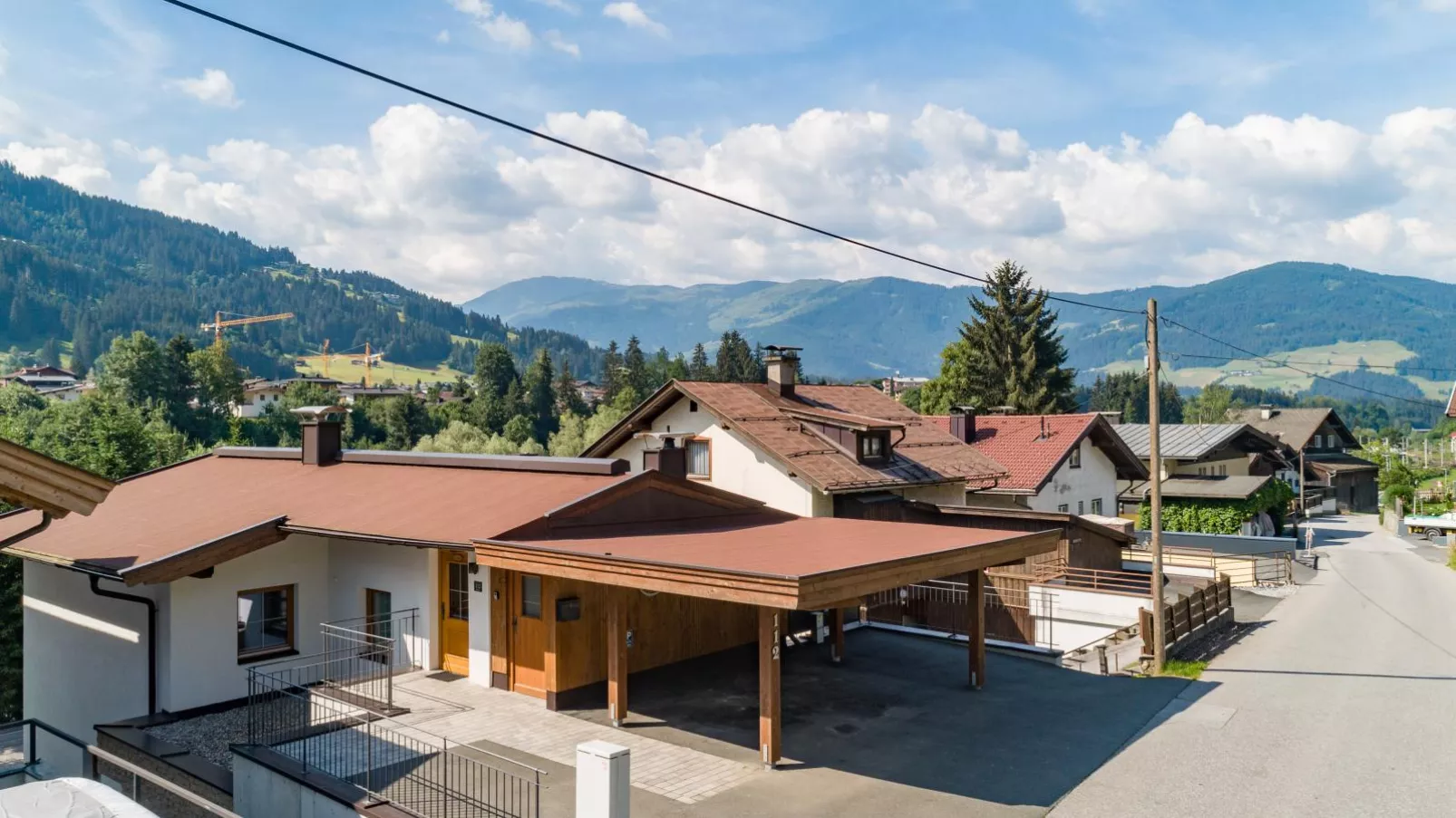 Haus Bergblick-Exterior summer