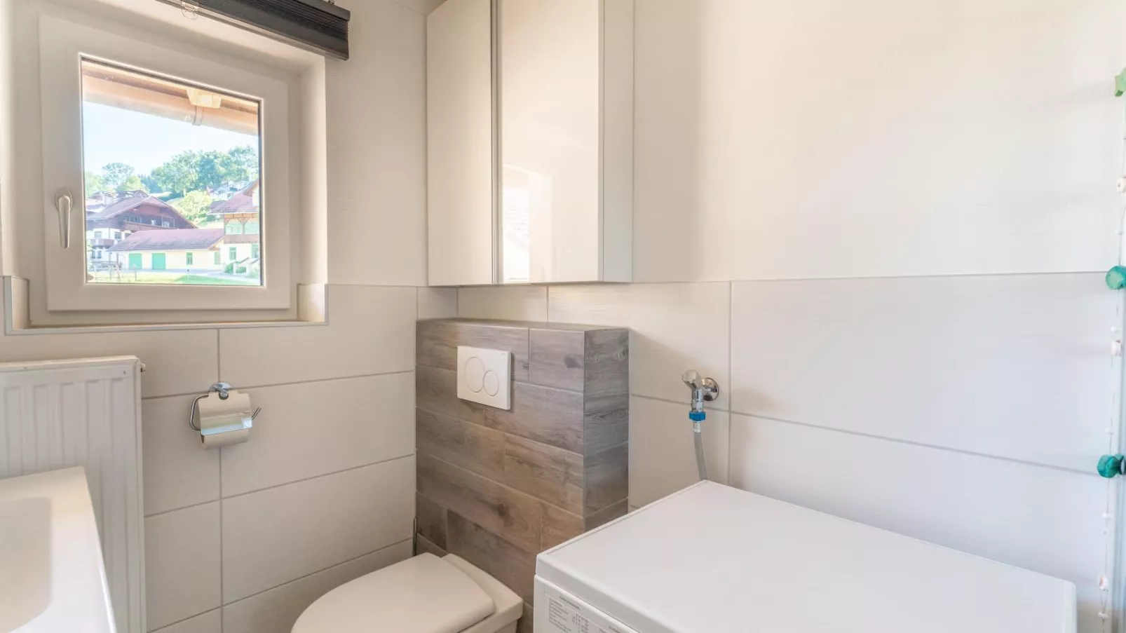 Vesna S Home-Bathroom