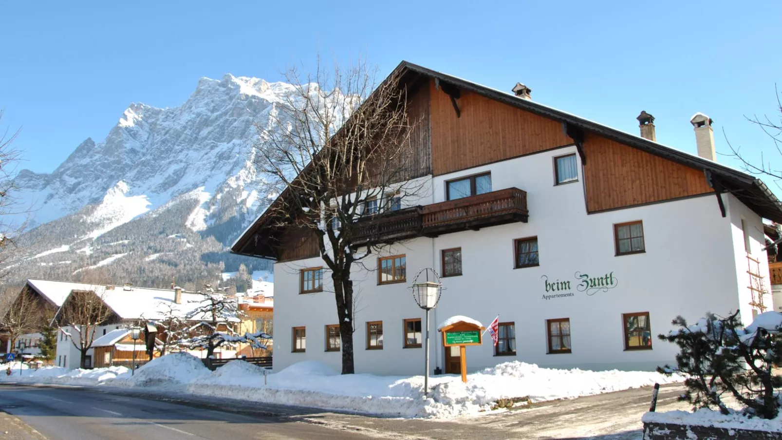 Beim Zuntl I-Exterior winter