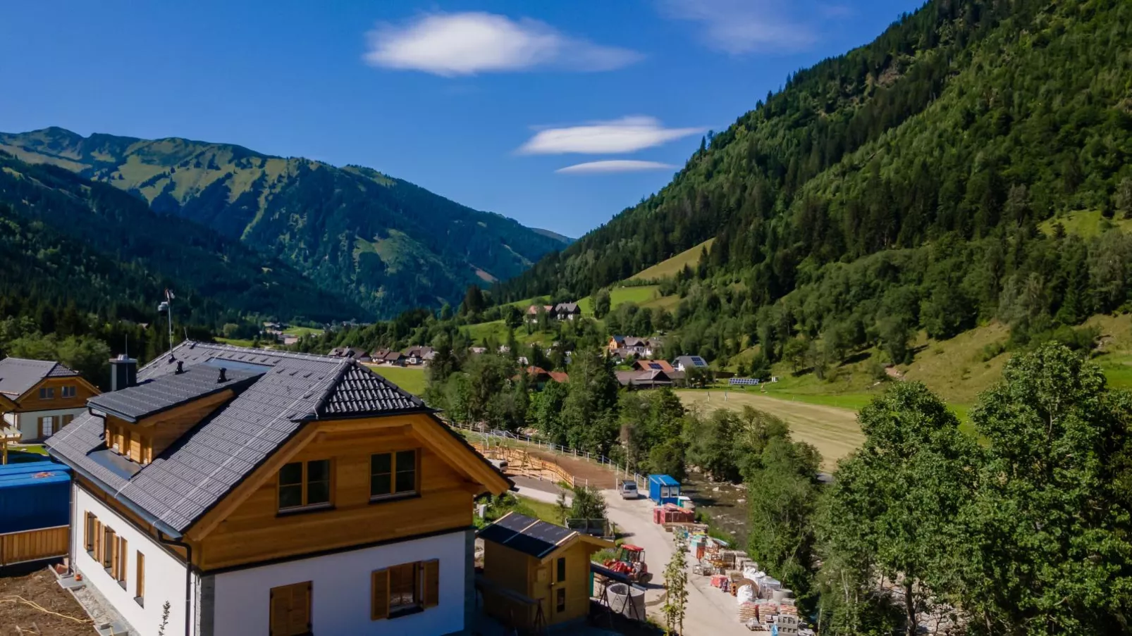 Apart Heidi-Exterior summer