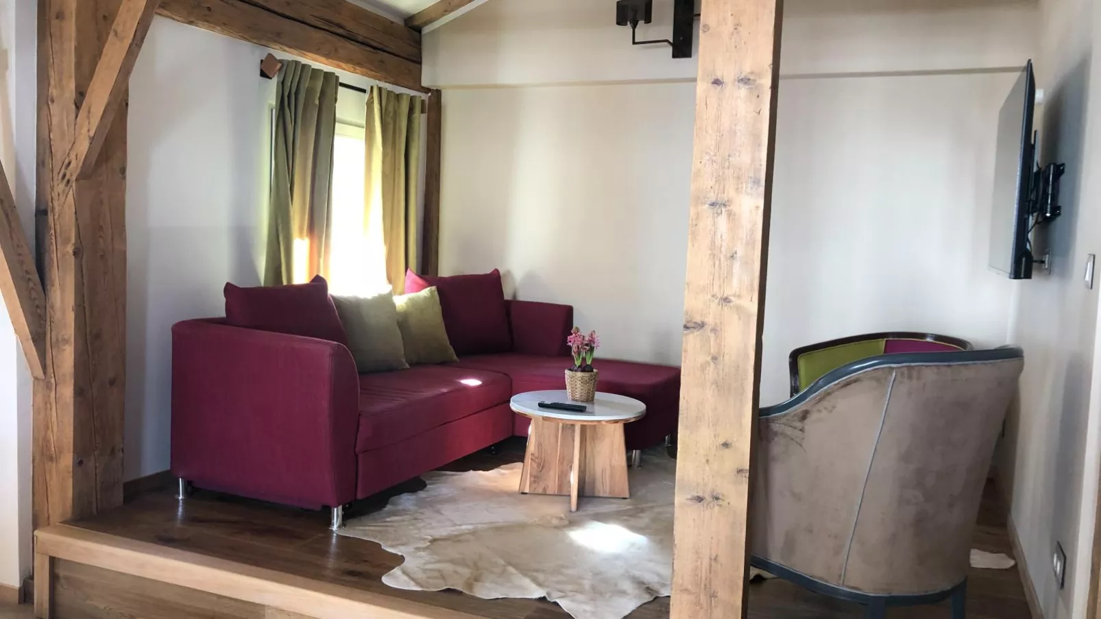 Biber Art Apartment 1-Living room