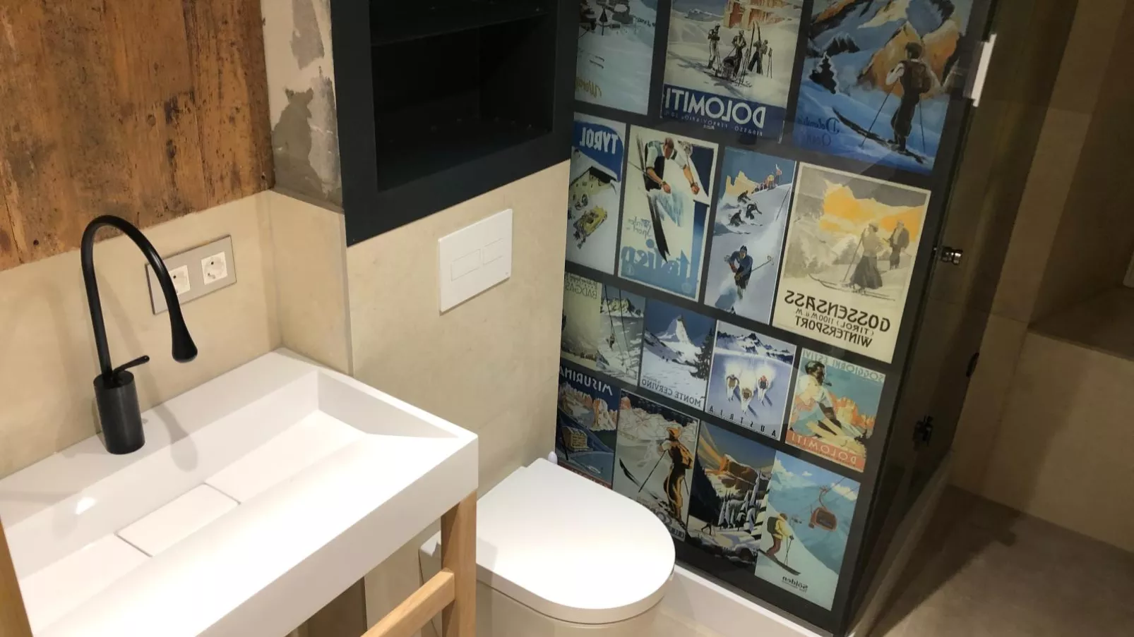 Biber Art Apartment 1-Bathroom
