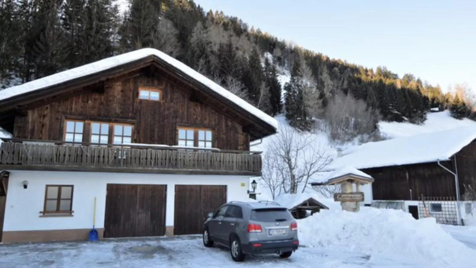 Monteschiel-Exterior winter