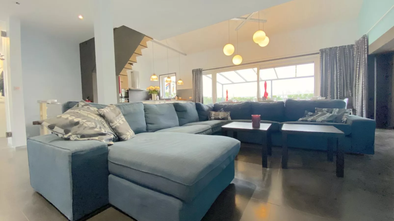 Ons Huis-Living room