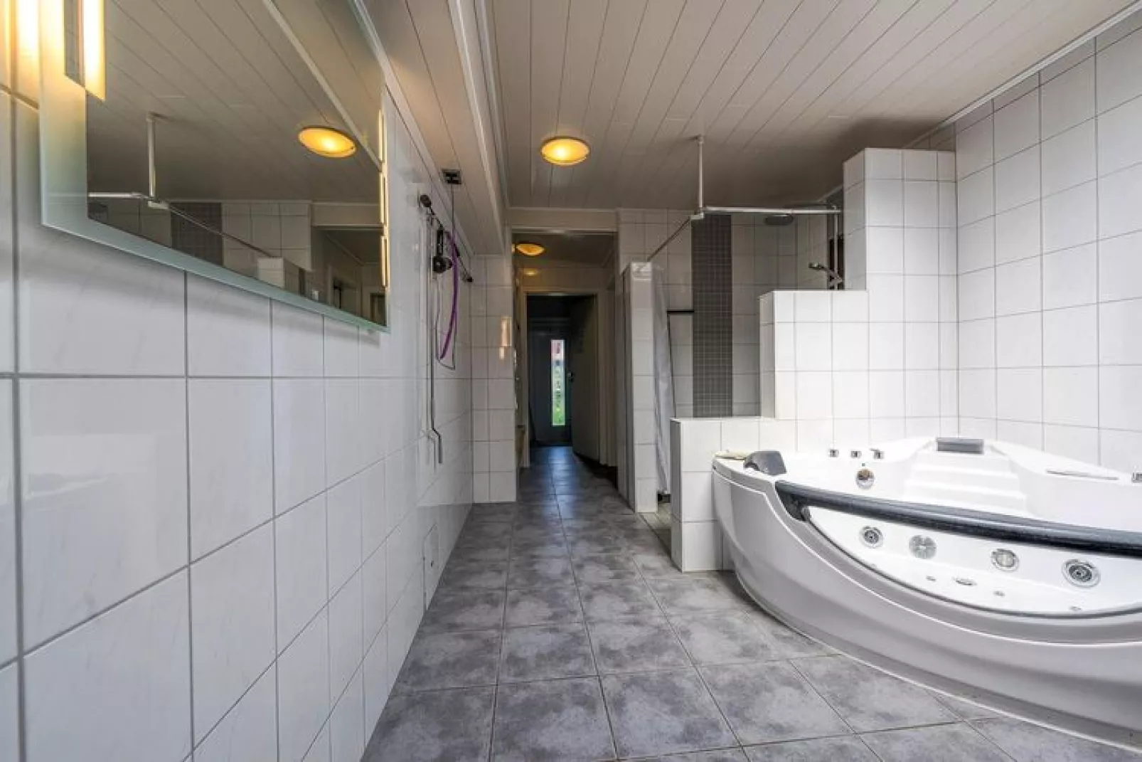 Kleiner Steert 11 b-Bathroom