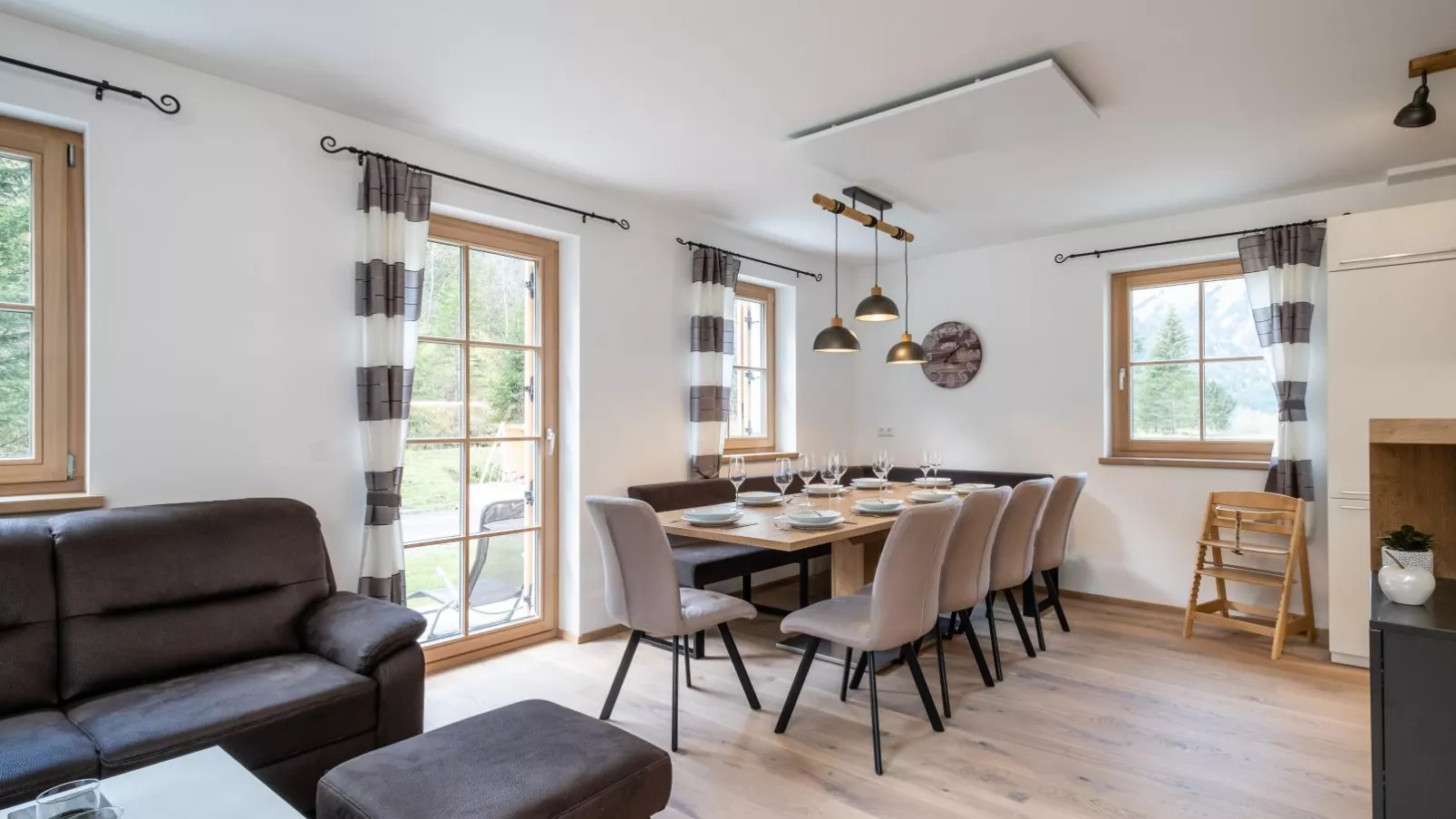 Ebersberger-Dining room