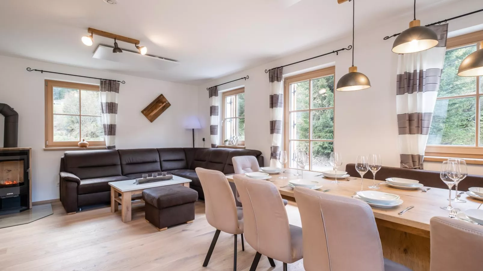 Ebersberger-Living room