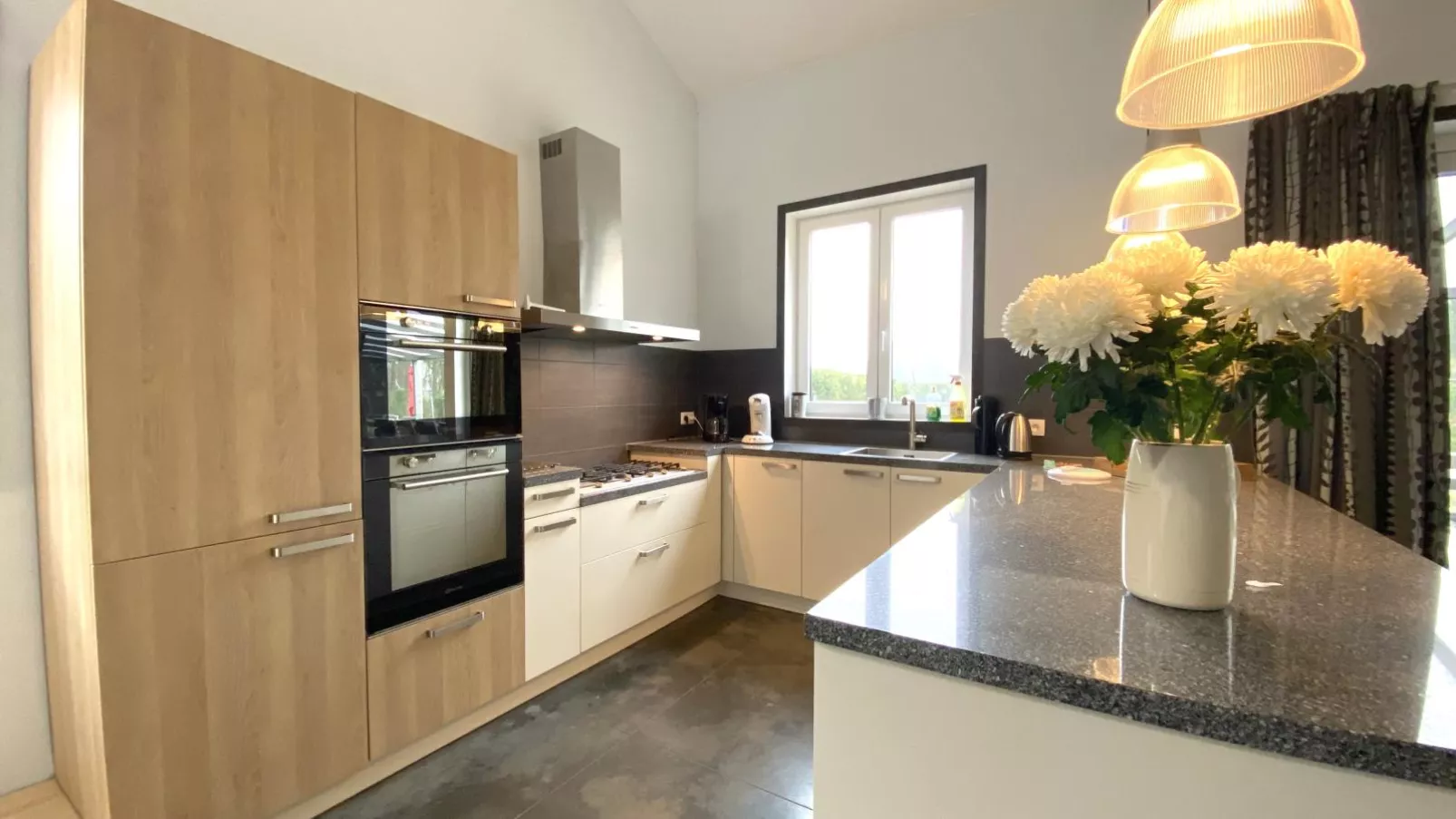 Ons Huis-Kitchen