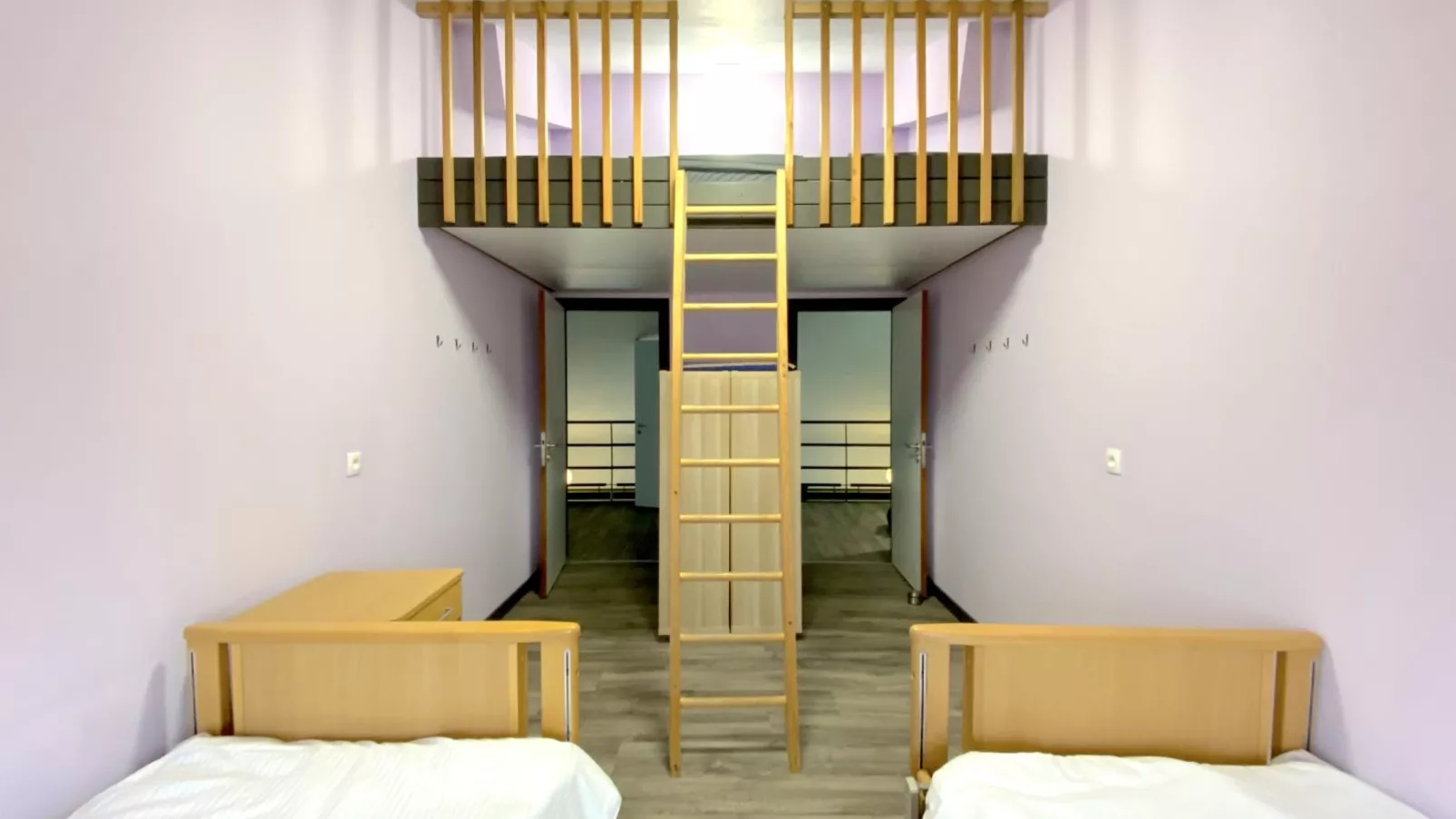Ons Huis-Bedroom