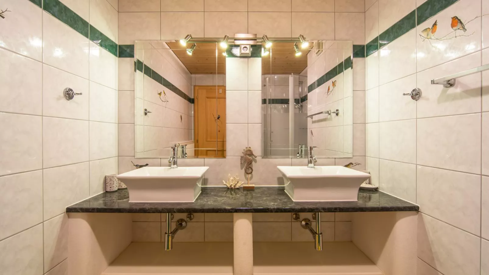 Susanne-Bathroom