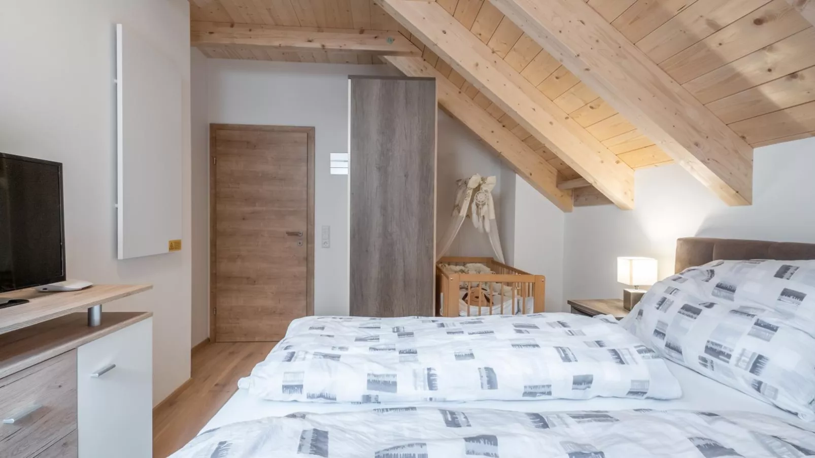 Ebersberger-Bedroom