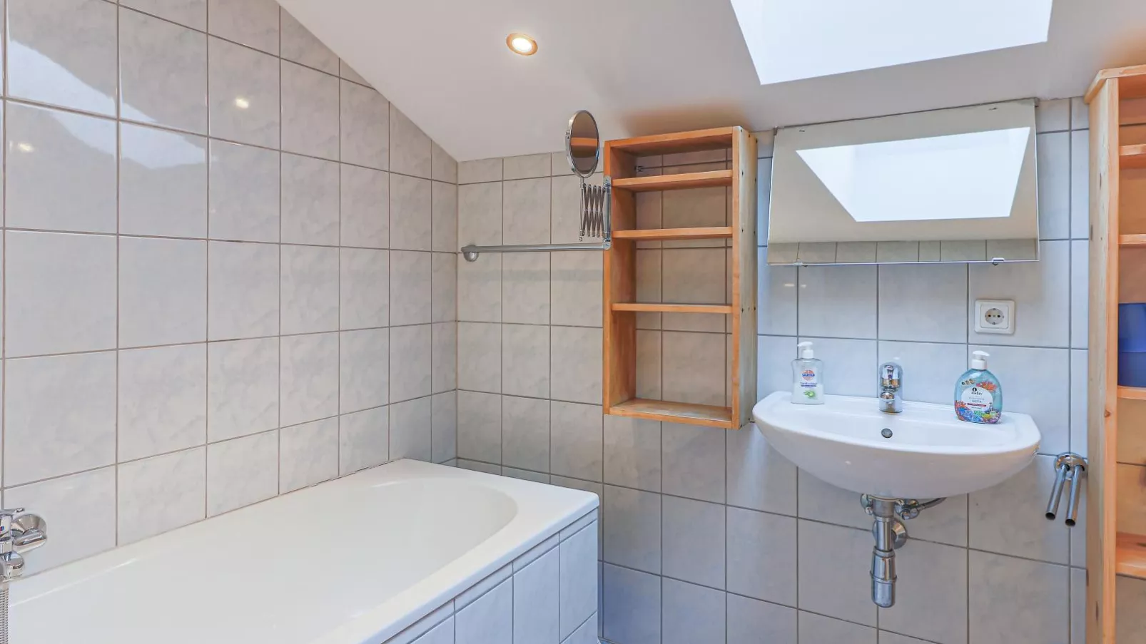 Penthouse Petra-Bathroom