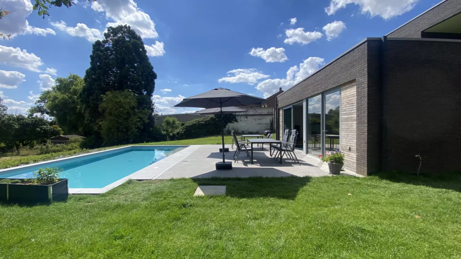 exteriorsummer