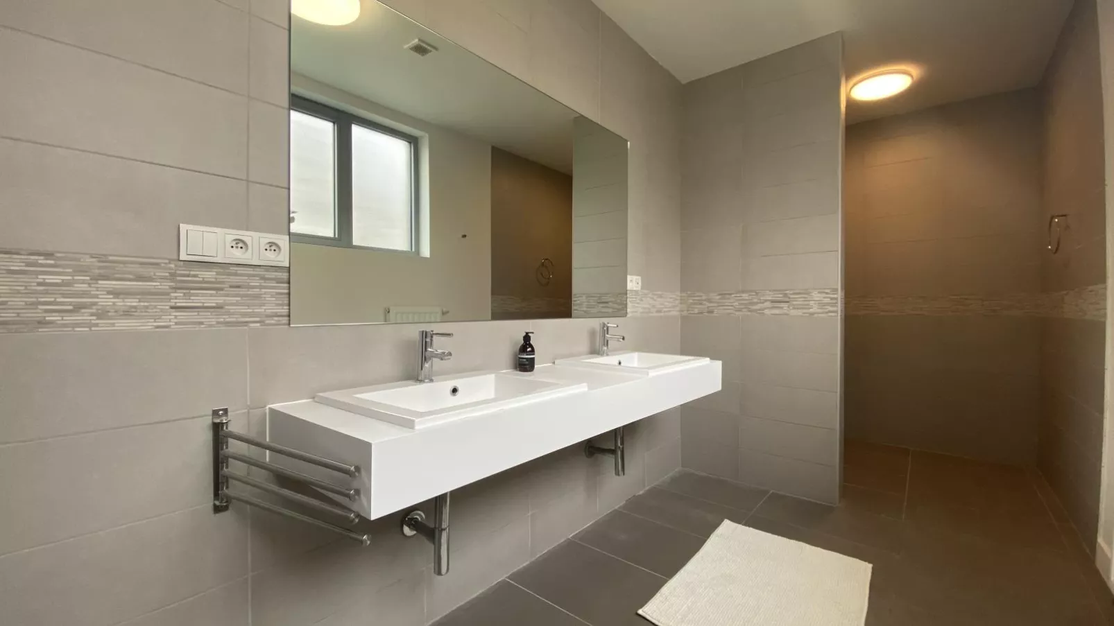 Maison Oscar-Salle de bain