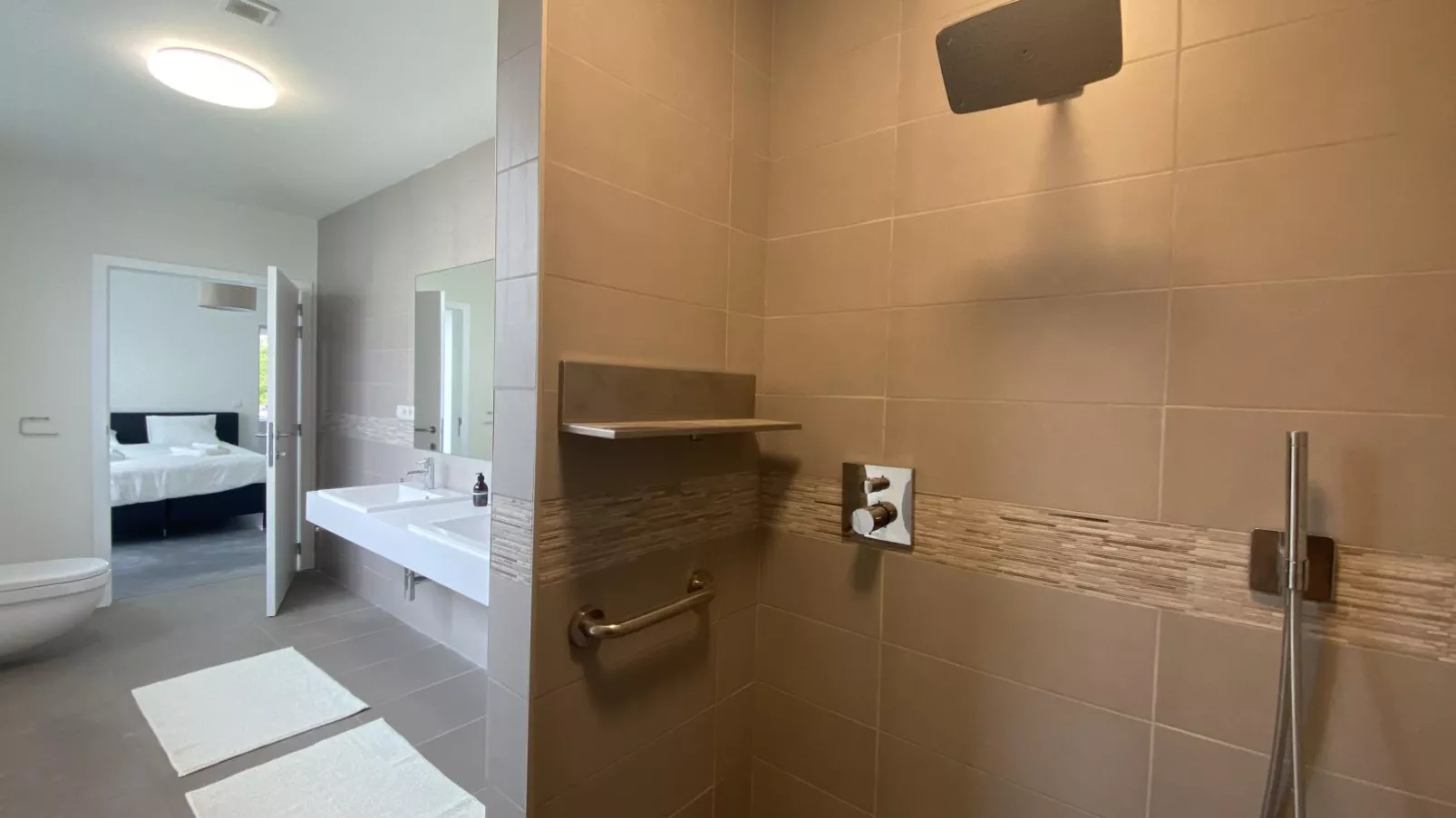 Maison Oscar-Salle de bain