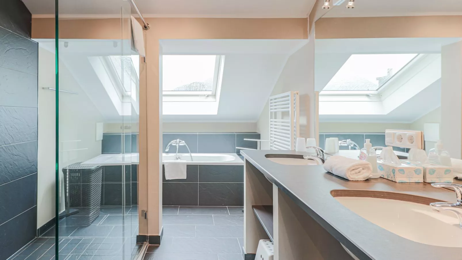 Schönfeld II-Bathroom